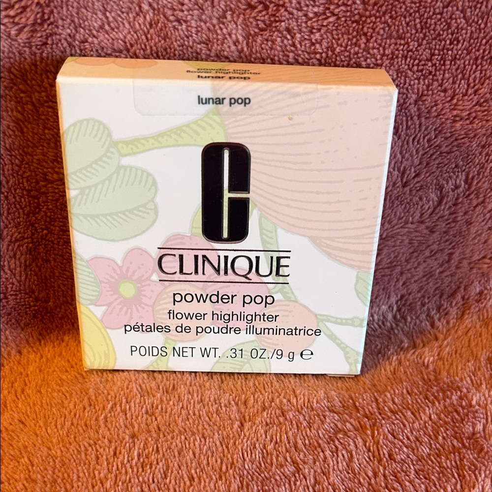 Clinique Powder Pop Flower Highlighter - Lunar Pop